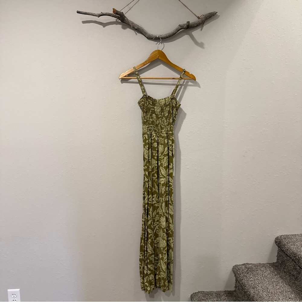 Anthropologie Pilcro Smocked Printed Linen Jumpsuit in Moss - Picture 5 of 9
